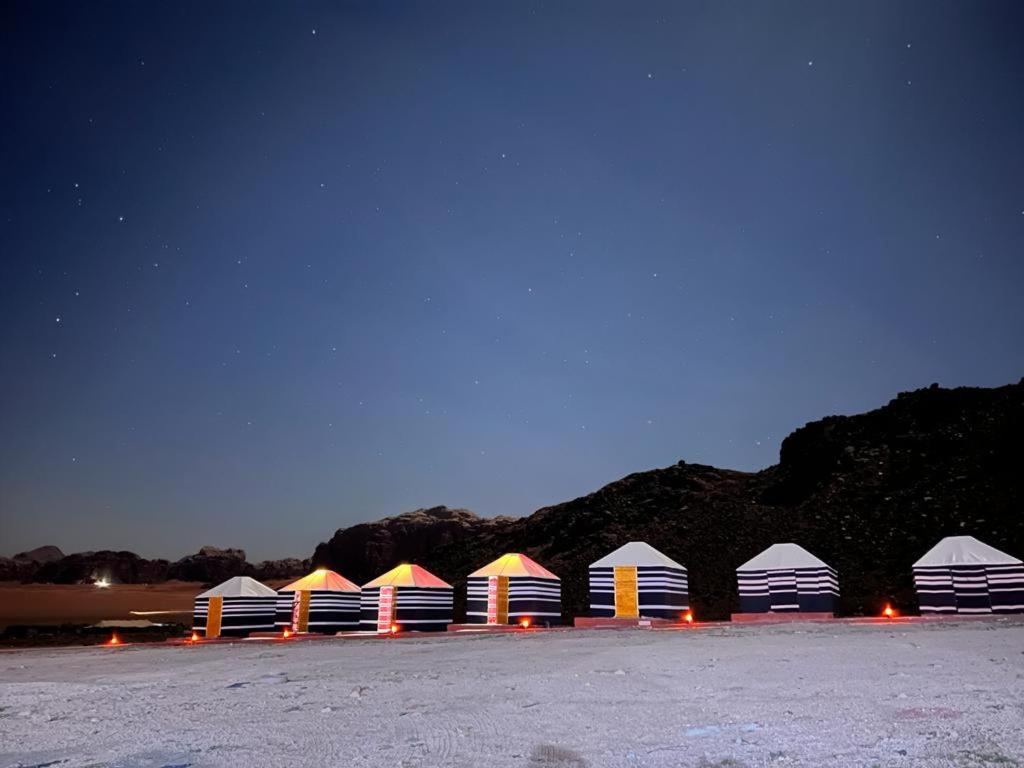 Moonrock Camp Hotel Wadi Rum Exterior photo